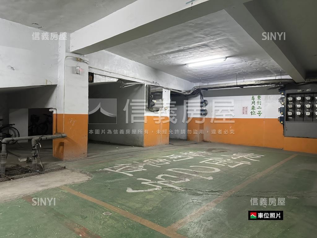 圓山花鄉美式角窗花園別墅房屋室內格局與周邊環境