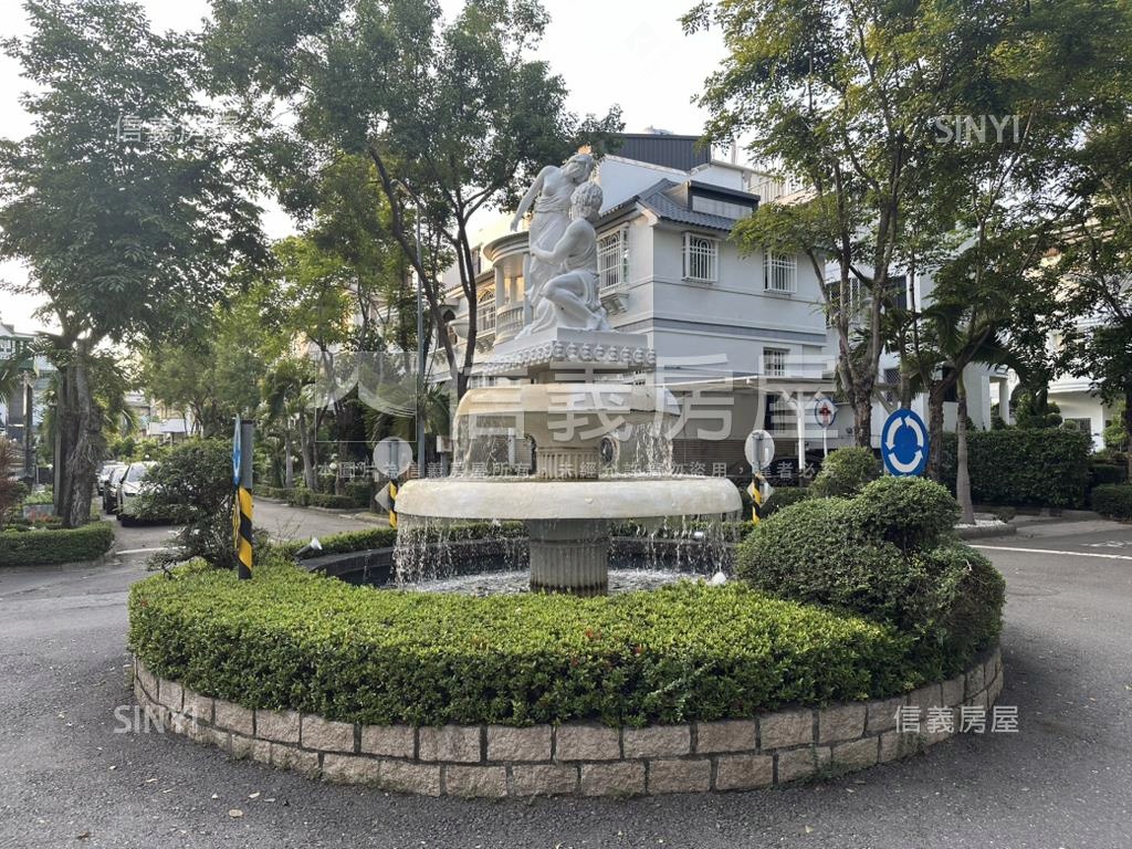圓山花鄉美式角窗花園別墅房屋室內格局與周邊環境