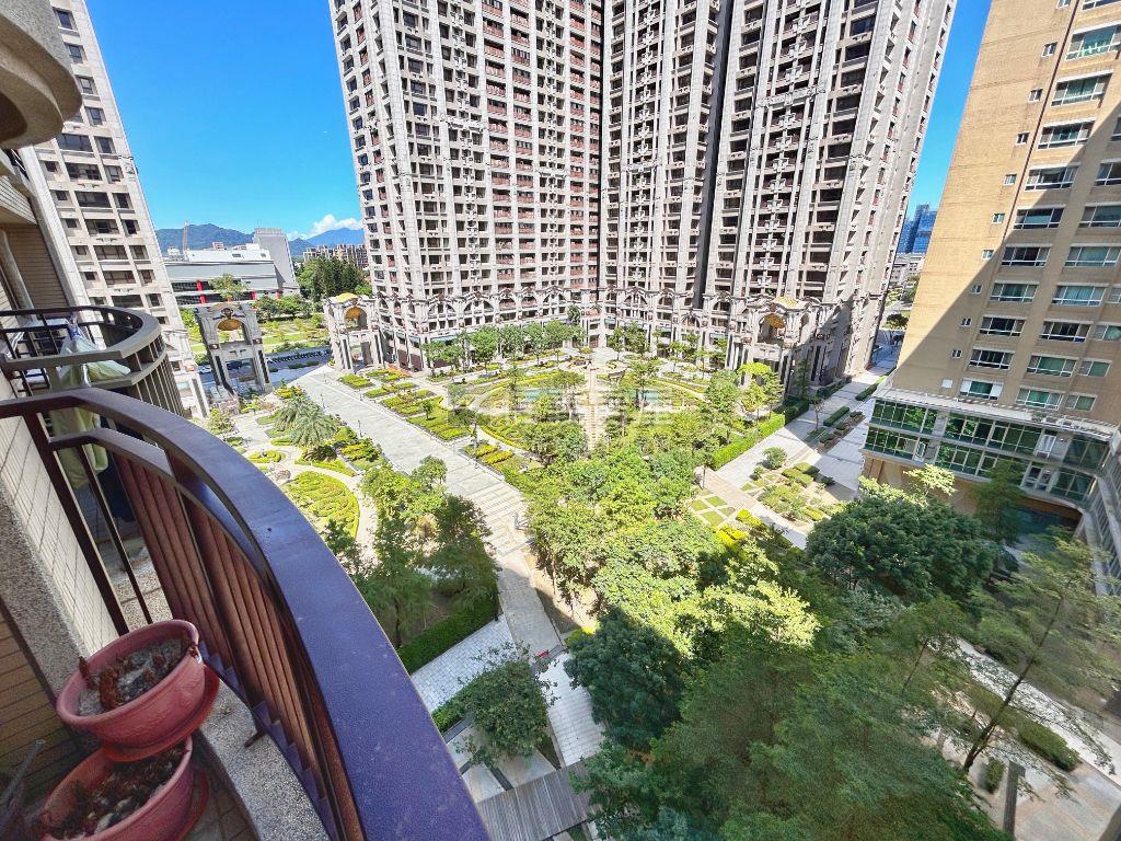 Ａ９智慧ＡＩ園區兩房美宅房屋室內格局與周邊環境