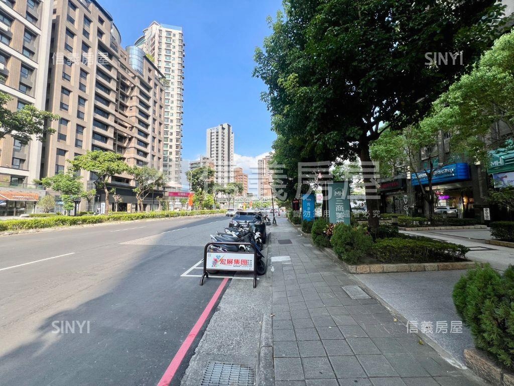 Ｙ２３光灩集賢路金店面房屋室內格局與周邊環境