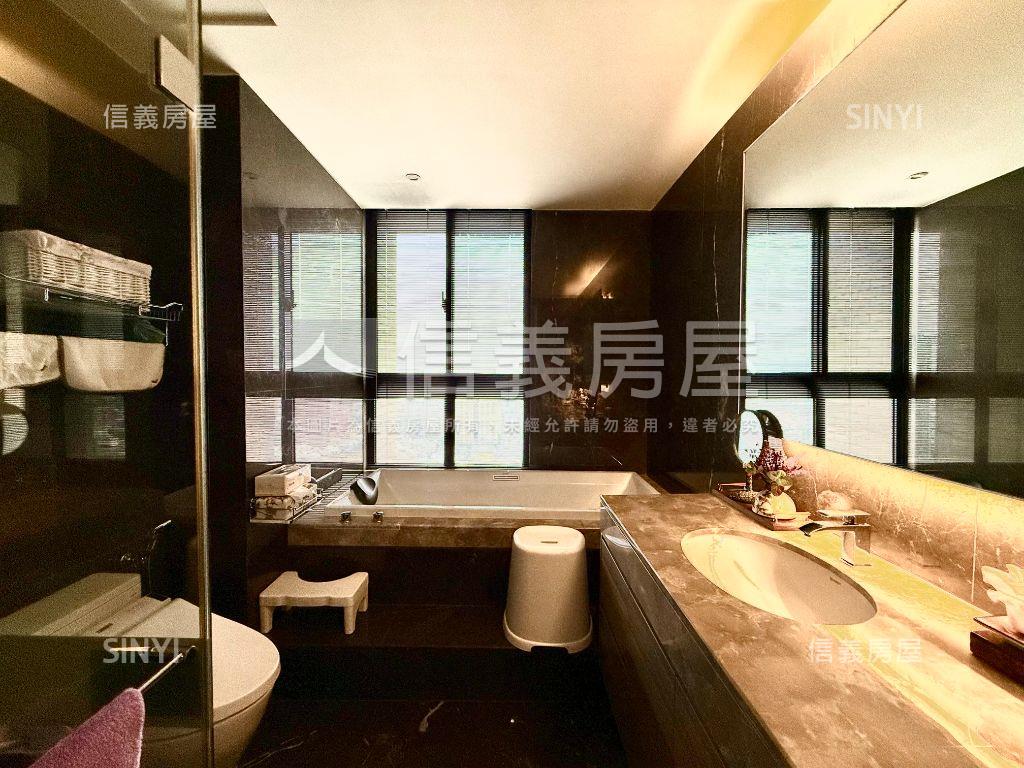 總太國美帝王戶４房４平車房屋室內格局與周邊環境