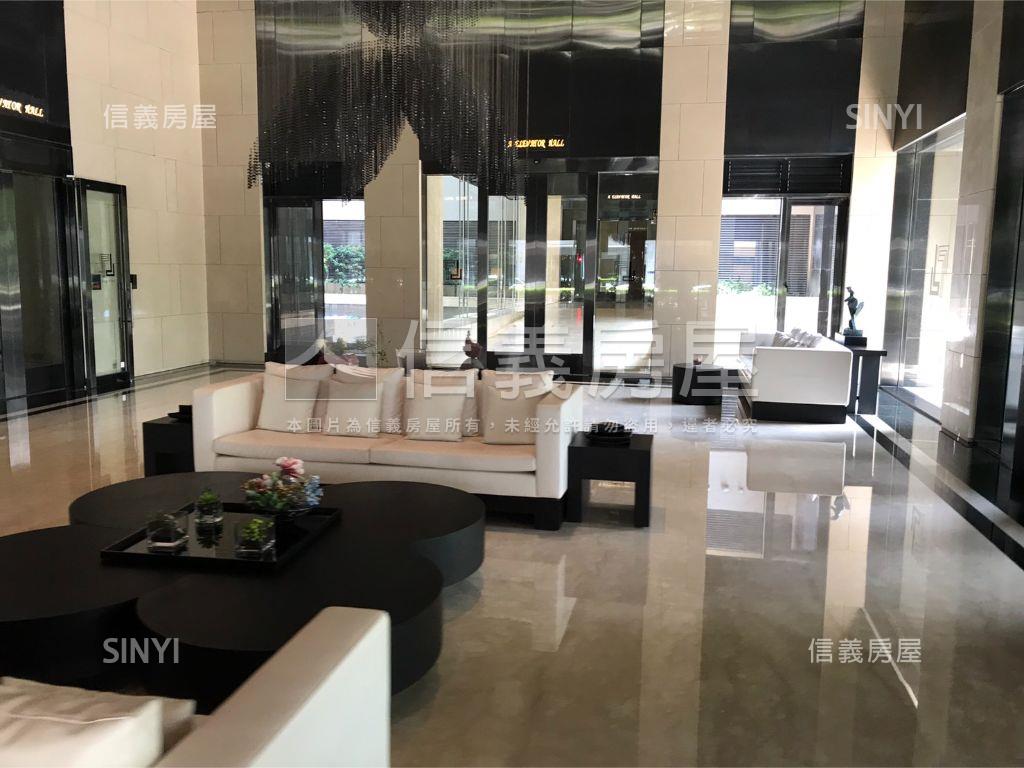 總太國美帝王戶４房４平車房屋室內格局與周邊環境