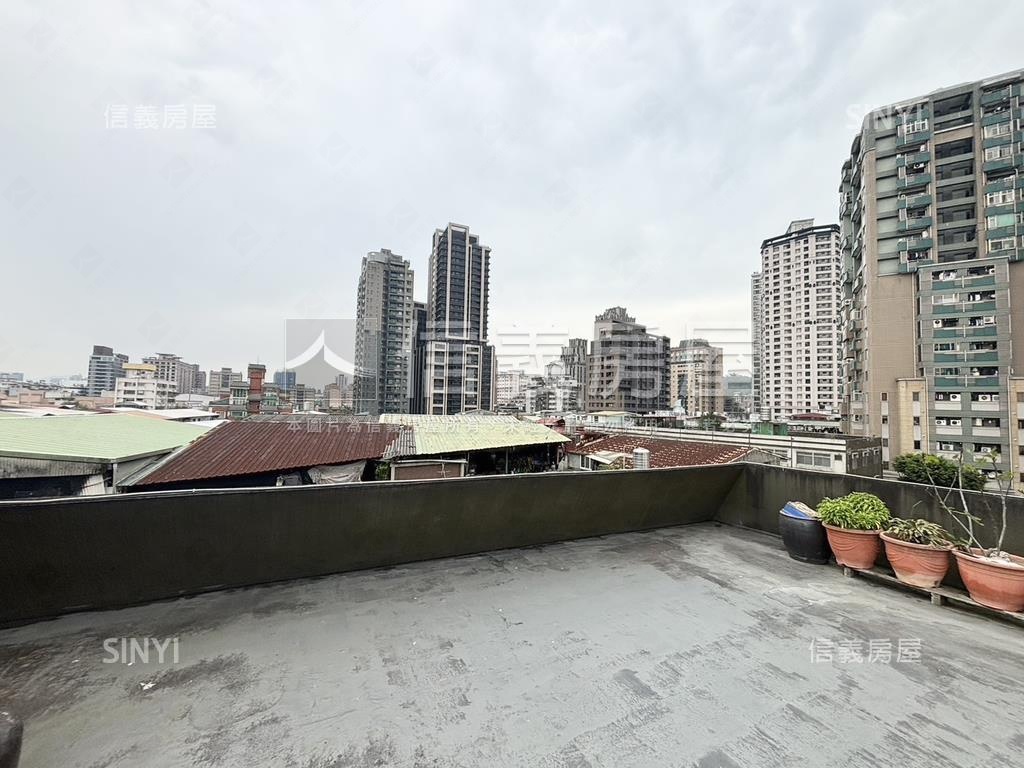 靜巷三面採光公寓房屋室內格局與周邊環境