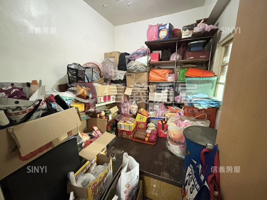 靜巷三面採光公寓房屋室內格局與周邊環境