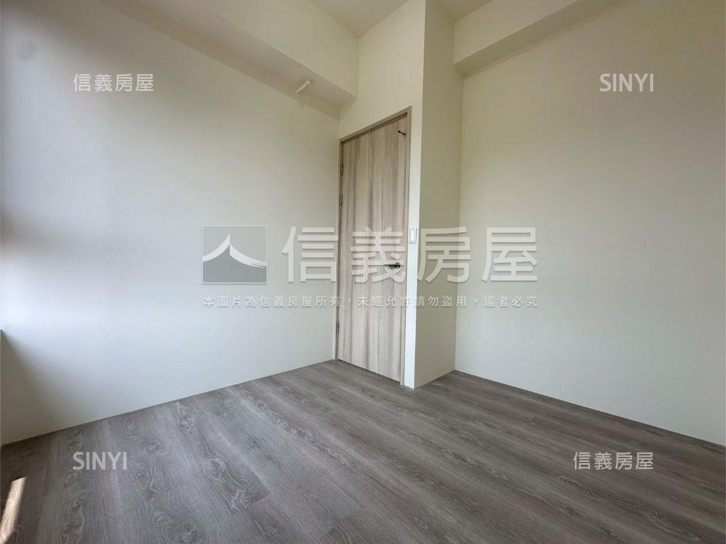 全新深耕１３景觀綠意宅房屋室內格局與周邊環境