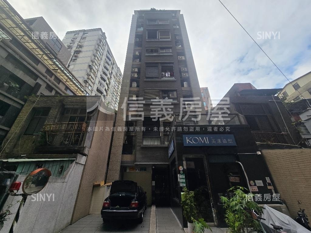 明昌精典４米２挑高優美宅房屋室內格局與周邊環境