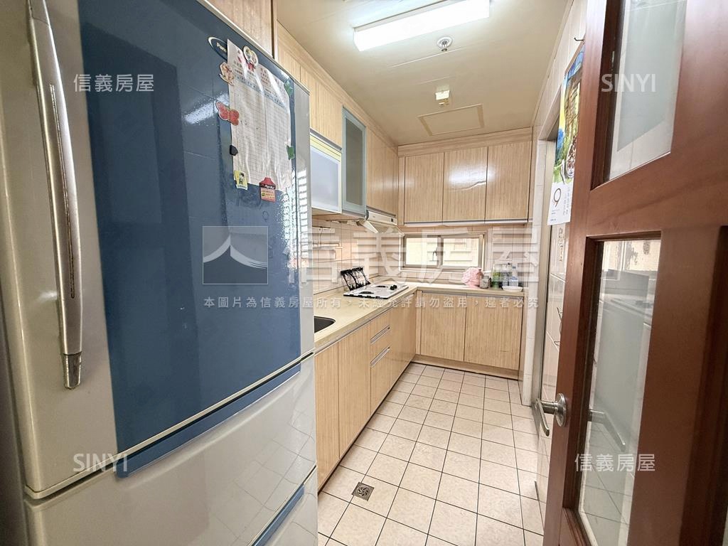 強！京都三房車位房屋室內格局與周邊環境