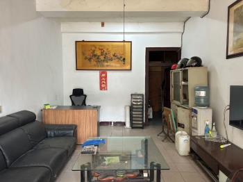 正北屯路近捷運站店面！