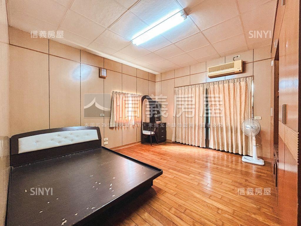 東區市心邊間角窗車墅房屋室內格局與周邊環境