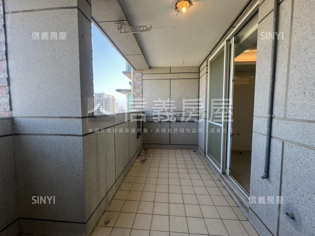 觀海稀有釋出球場景觀大戶房屋室內格局與周邊環境