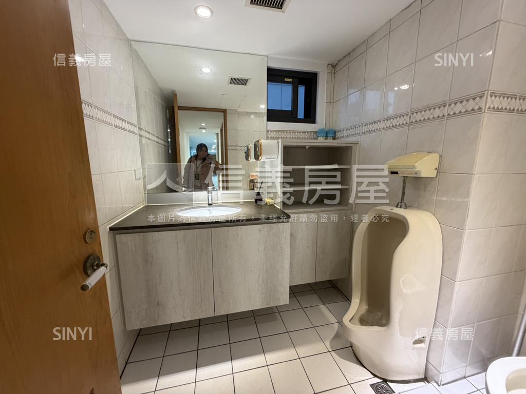 中山國中復興北路住辦房屋室內格局與周邊環境