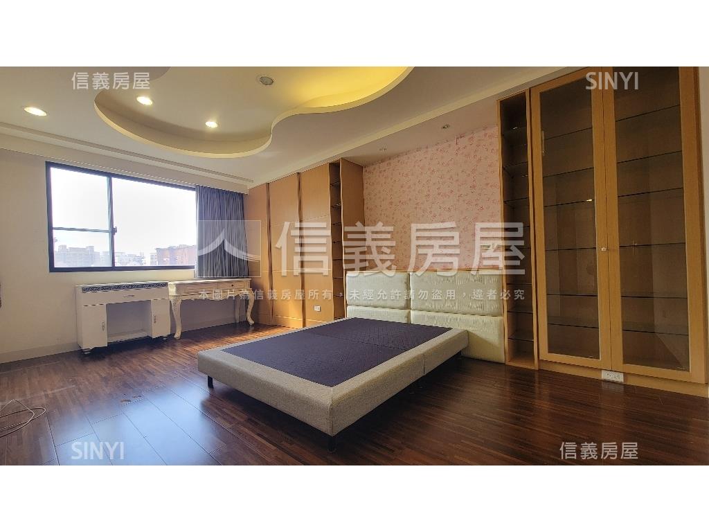 中悅藝術廣場四房雙車位房屋室內格局與周邊環境