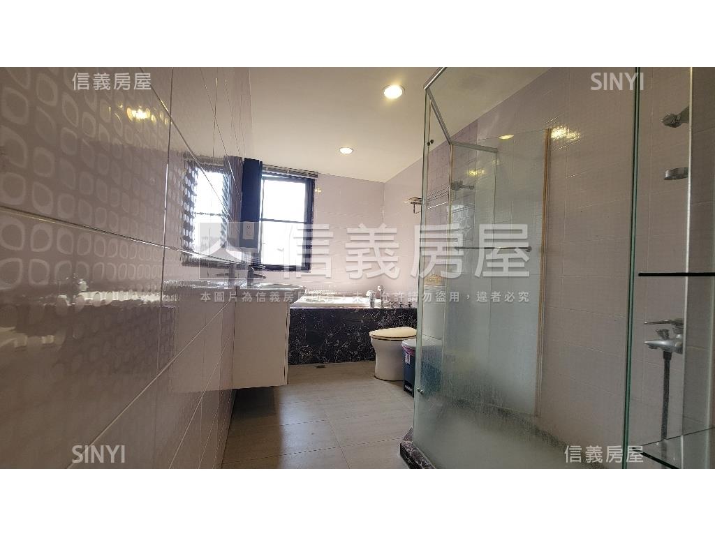 中悅藝術廣場四房雙車位房屋室內格局與周邊環境