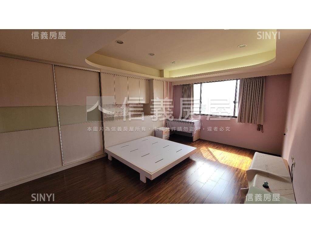 中悅藝術廣場四房雙車位房屋室內格局與周邊環境