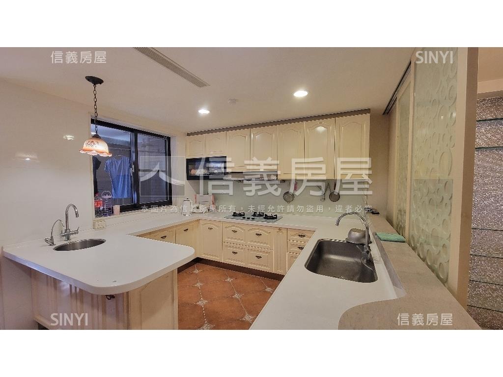 中悅藝術廣場四房雙車位房屋室內格局與周邊環境