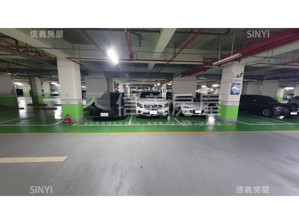 中悅藝術廣場四房雙車位房屋室內格局與周邊環境