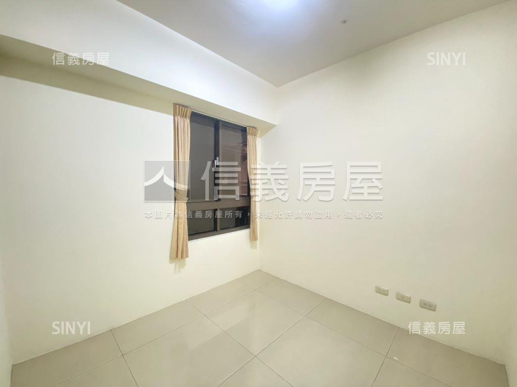 八期先得月雙車位視野戶房屋室內格局與周邊環境