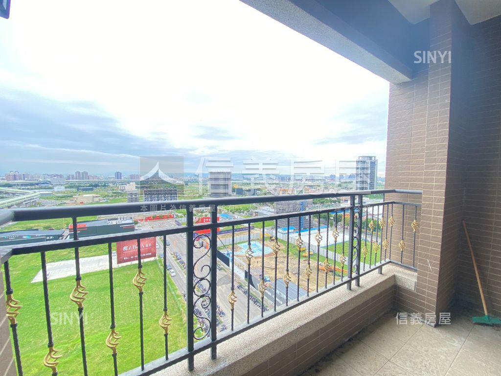 八期先得月雙車位視野戶房屋室內格局與周邊環境