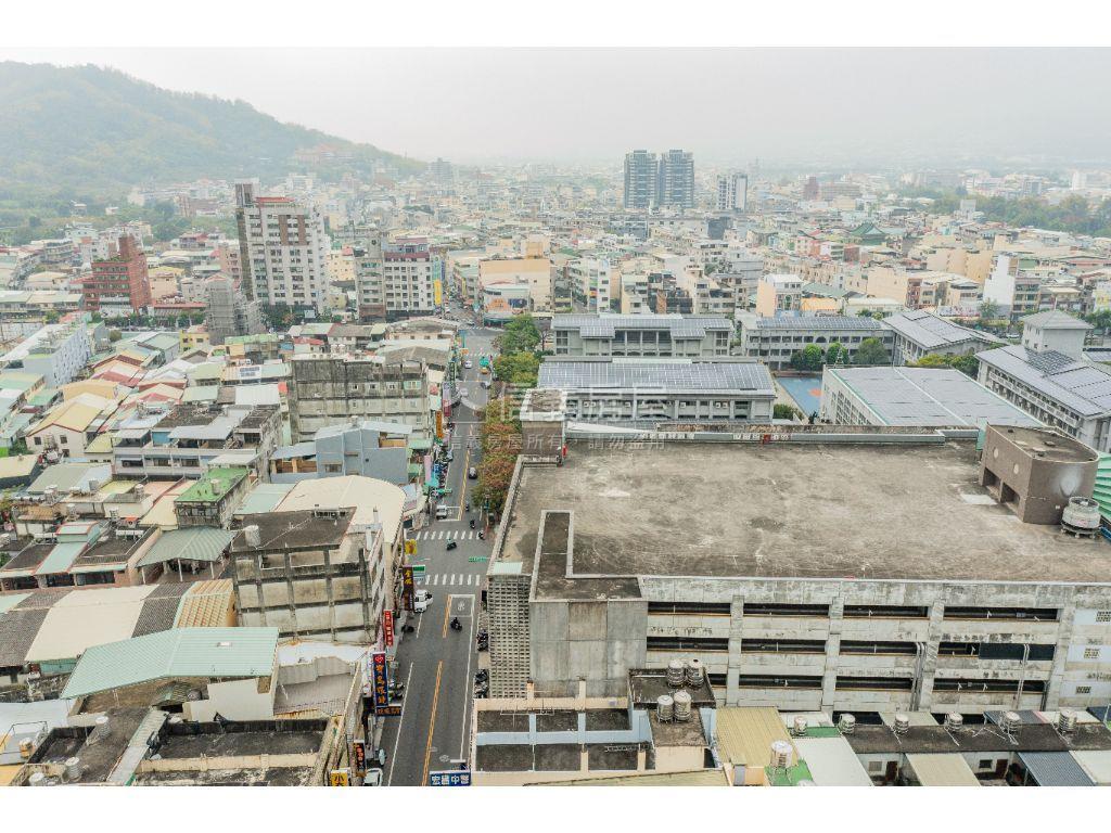 草屯國中旁土地房屋室內格局與周邊環境
