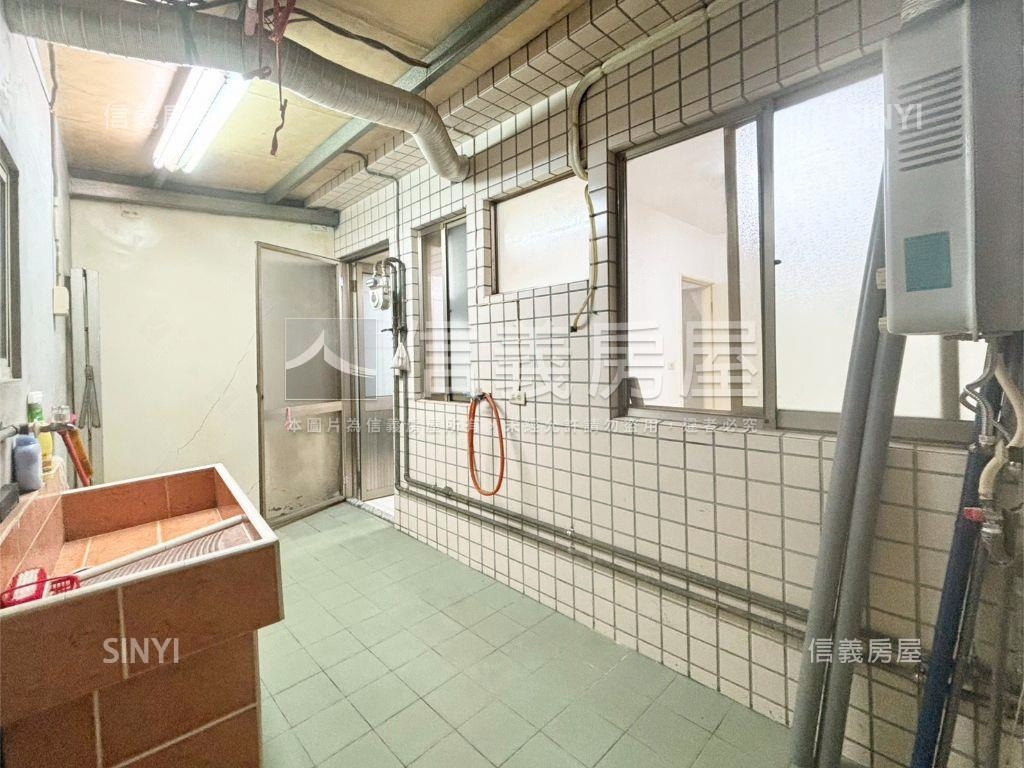 大智街舒心挑高一樓房屋室內格局與周邊環境