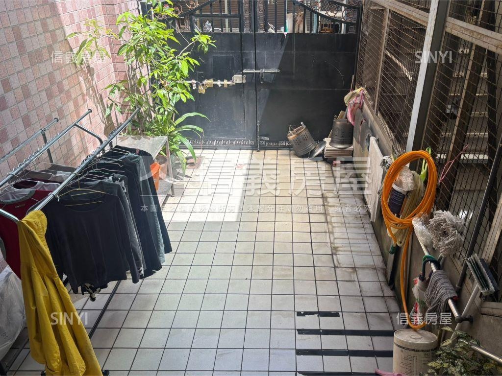 大智街舒心挑高一樓房屋室內格局與周邊環境