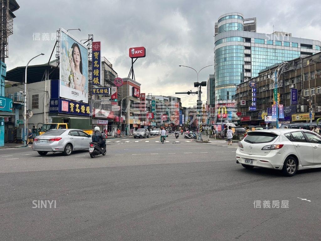 【專任】中港傳家金店面房屋室內格局與周邊環境