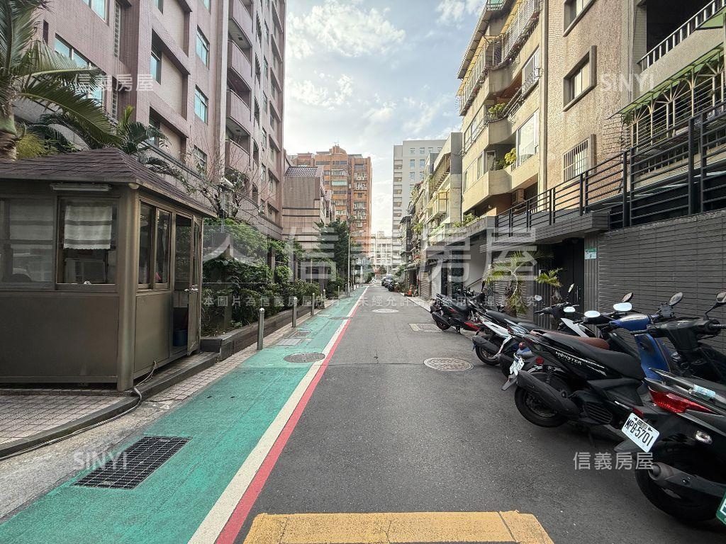 仁愛坡平車位稀有釋出房屋室內格局與周邊環境