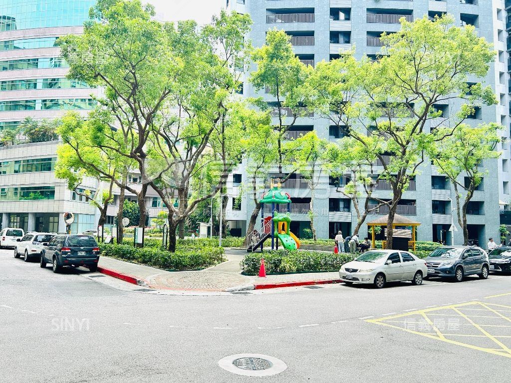城市ＤＪ幸福挑高景觀房屋室內格局與周邊環境