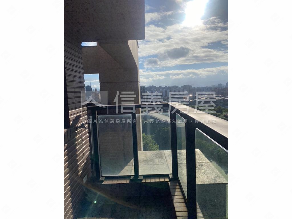 千曜學美景電梯露台套房房屋室內格局與周邊環境