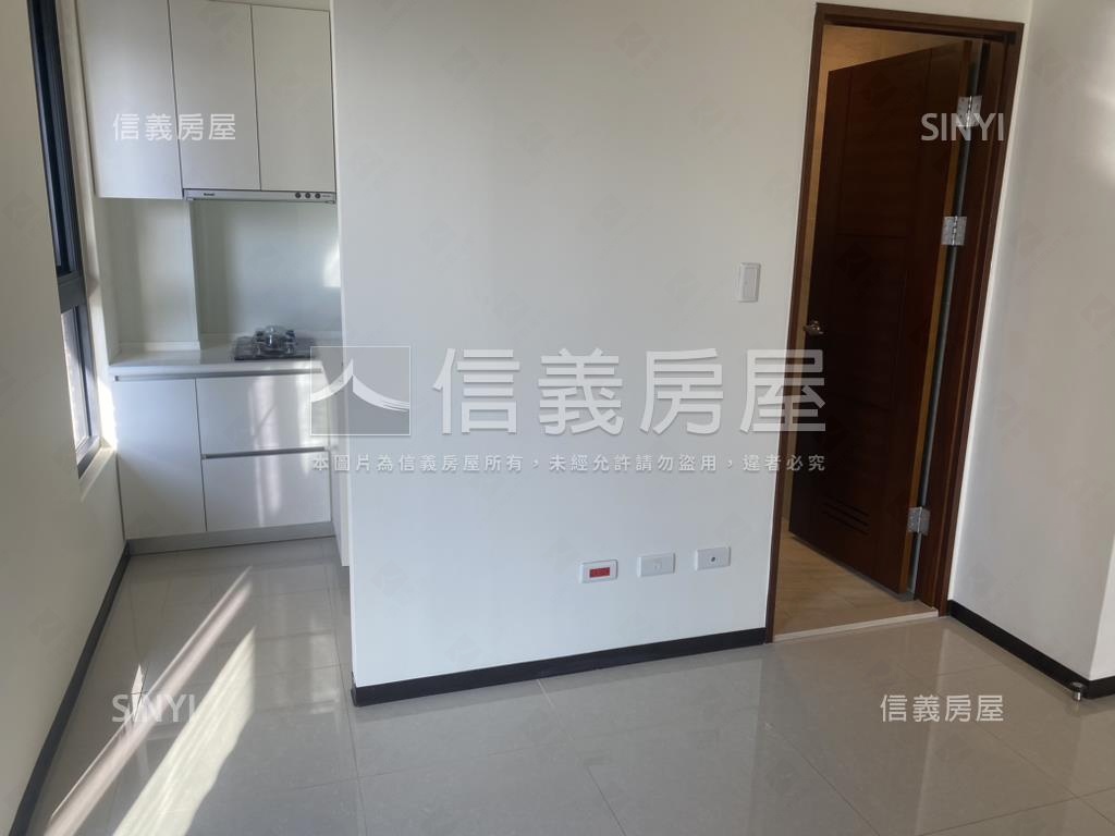 千曜學美景電梯露台套房房屋室內格局與周邊環境