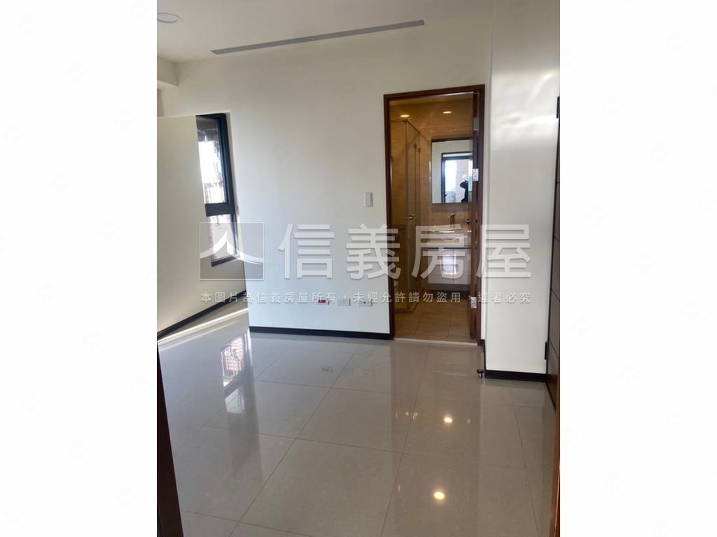 千曜學美景電梯露台套房房屋室內格局與周邊環境