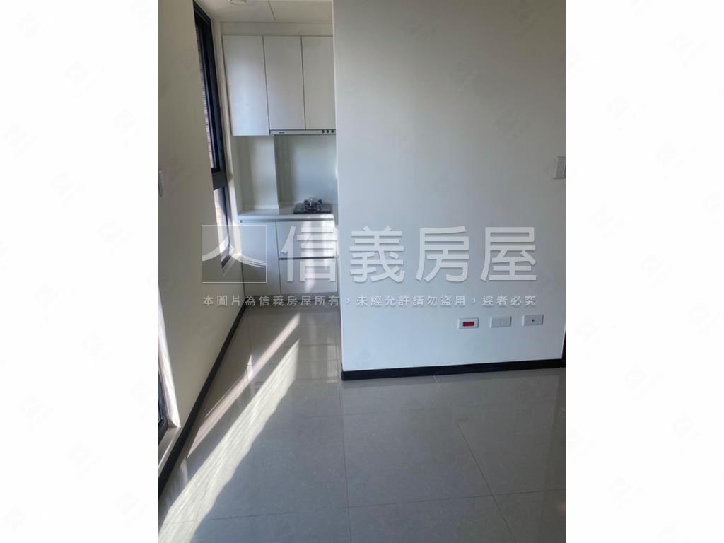 千曜學美景電梯露台套房房屋室內格局與周邊環境