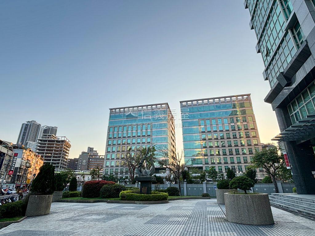珠寶辦公．內科園區房屋室內格局與周邊環境