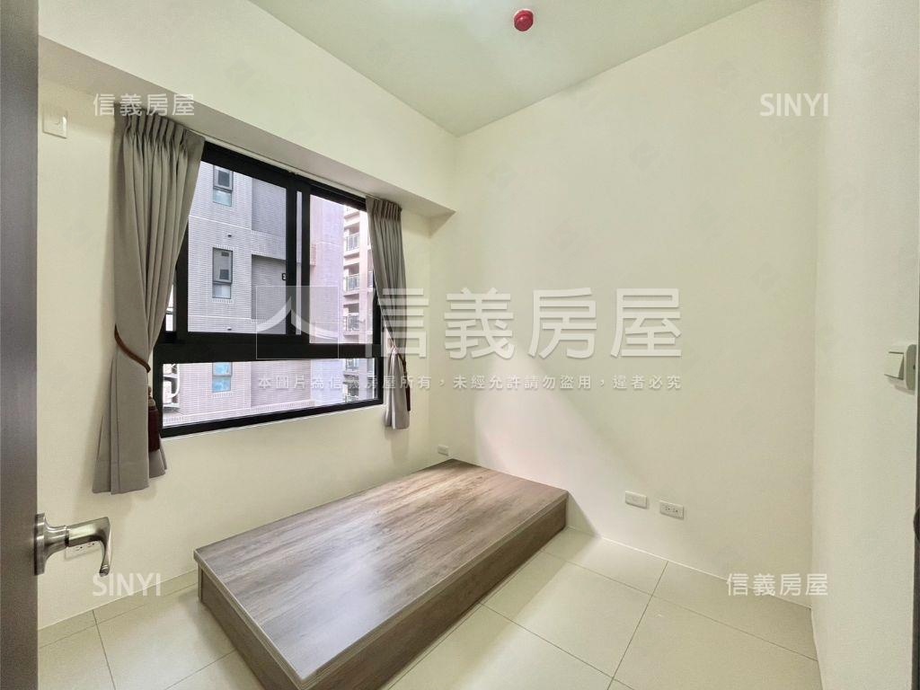 昂峰謙若樹３房雙平車房屋室內格局與周邊環境