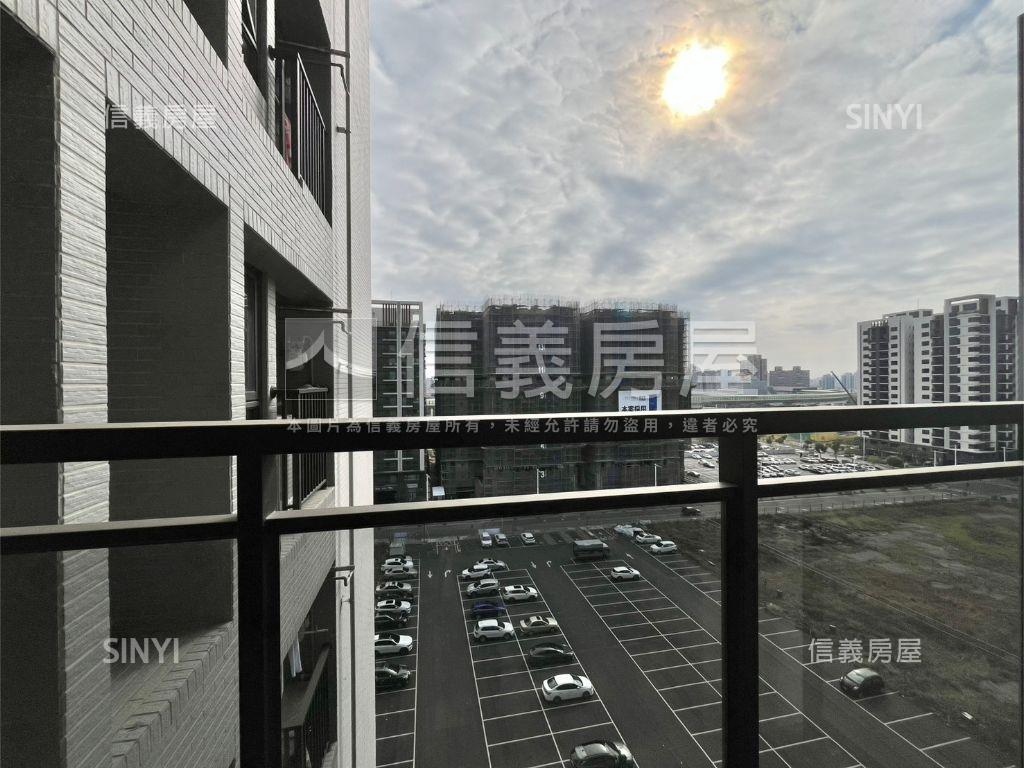 昂峰謙若樹３房雙平車房屋室內格局與周邊環境