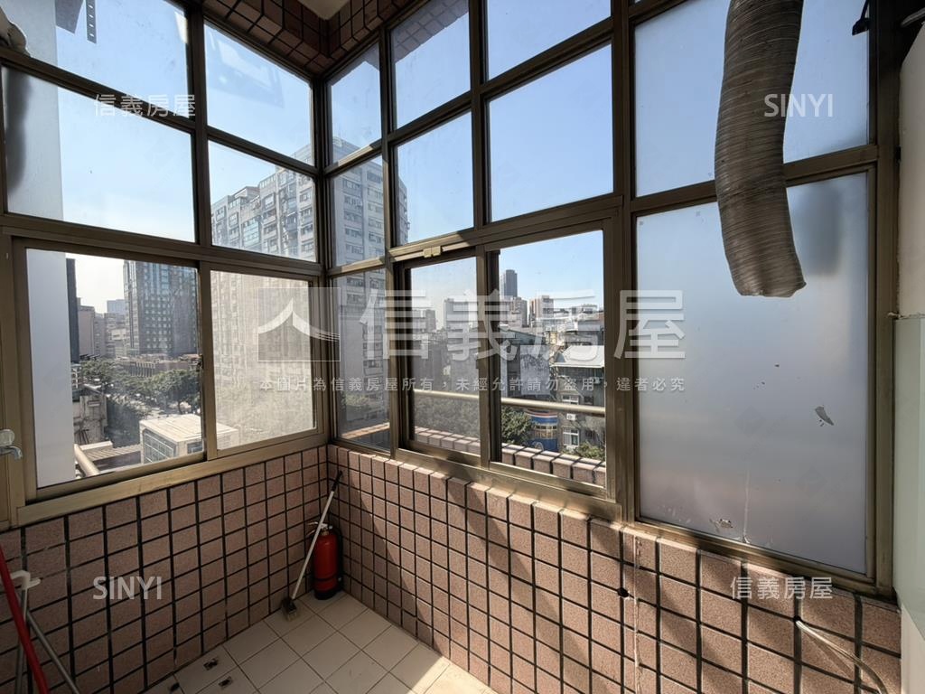 凱悅麗多挑高美宅房屋室內格局與周邊環境