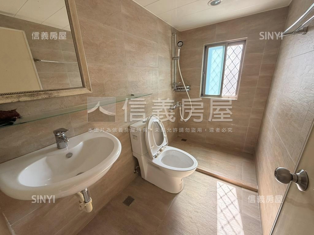 凱悅麗多挑高美宅房屋室內格局與周邊環境