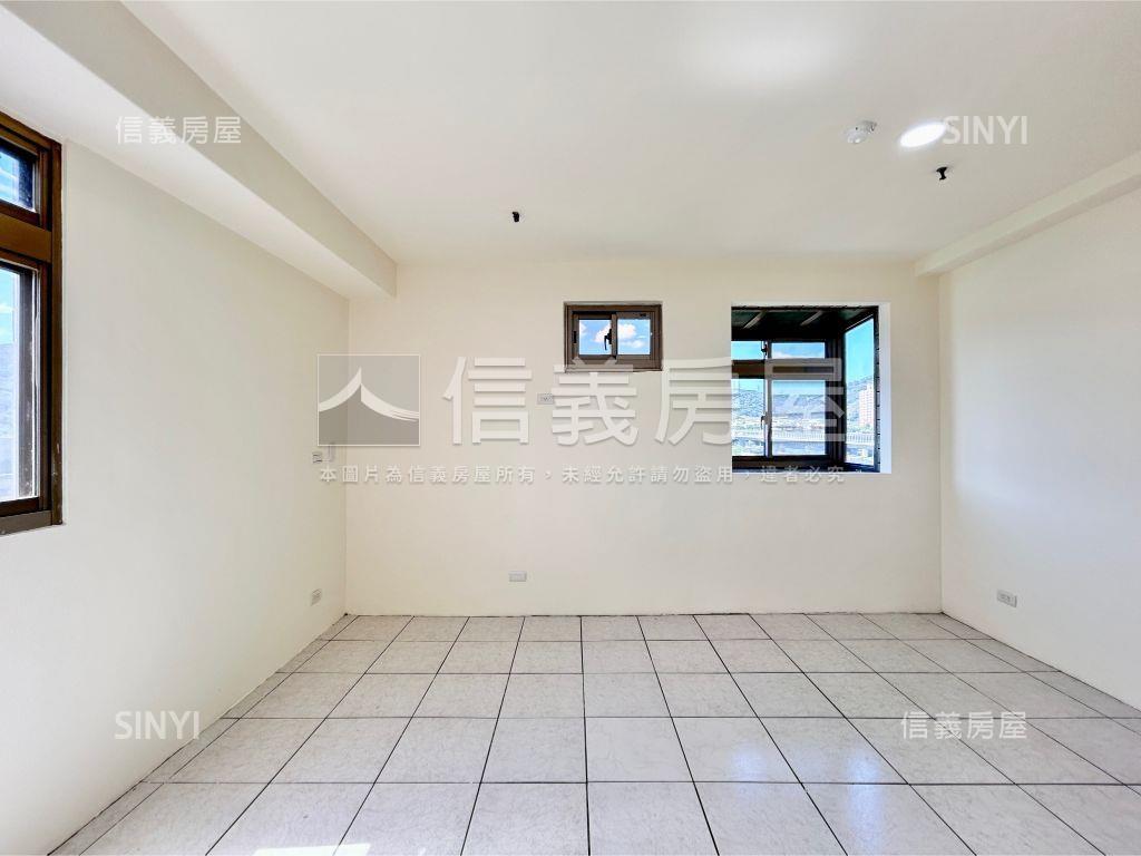 高樓神話低總採光兩房房屋室內格局與周邊環境