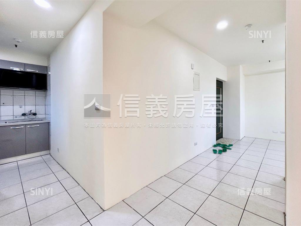 高樓神話低總採光兩房房屋室內格局與周邊環境