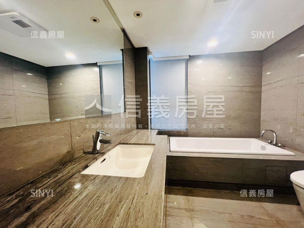 林鼎森邸高樓４房３衛３車房屋室內格局與周邊環境