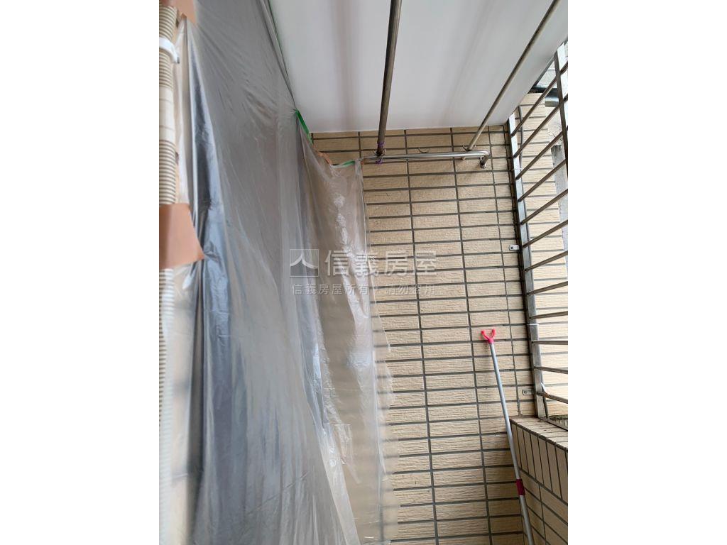 近台北橋低總好宅房屋室內格局與周邊環境