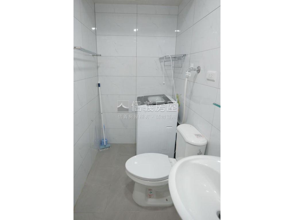 近台北橋低總好宅房屋室內格局與周邊環境