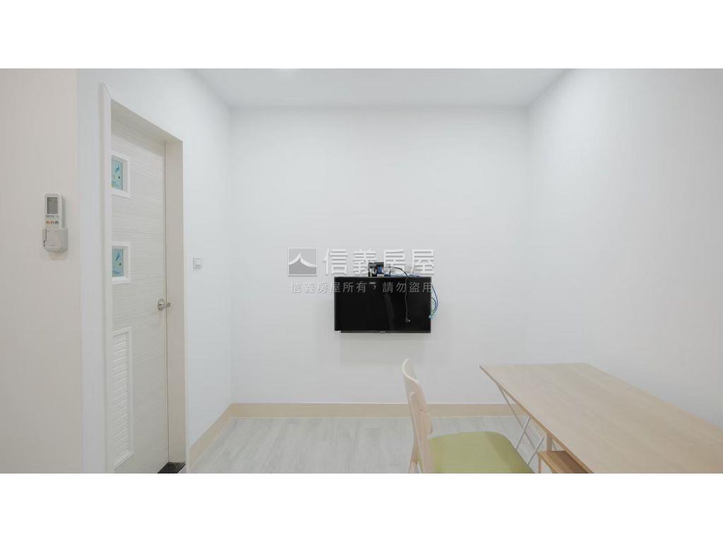 近台北橋低總好宅房屋室內格局與周邊環境