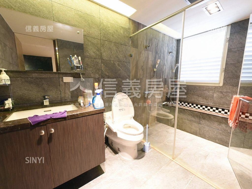 可介紹中美街質感透天房屋室內格局與周邊環境