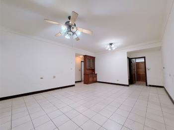 陽明公園旁三樓美寓