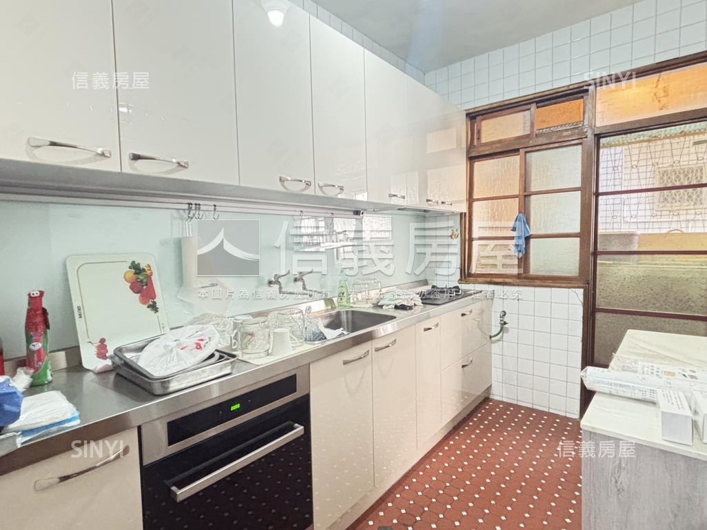 景平站秀朗國小美寓二樓房屋室內格局與周邊環境