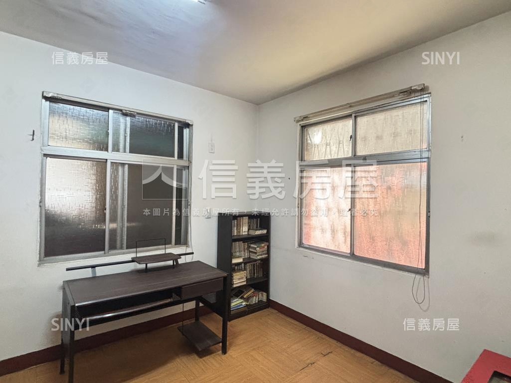 景平站秀朗國小美寓二樓房屋室內格局與周邊環境