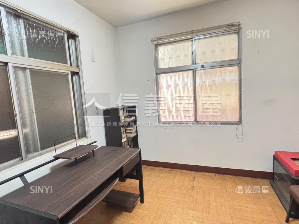 景平站秀朗國小美寓二樓房屋室內格局與周邊環境