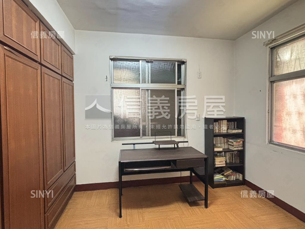 景平站秀朗國小美寓二樓房屋室內格局與周邊環境