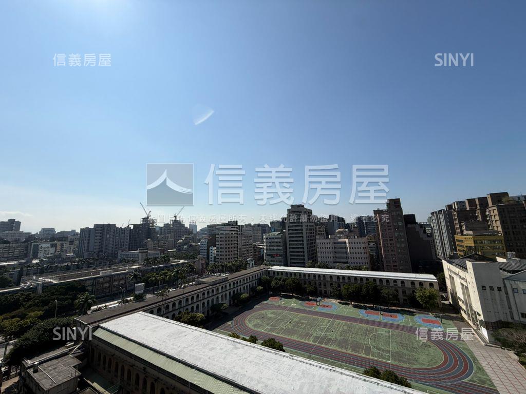 中山國小世紀亮麗釋出房屋室內格局與周邊環境